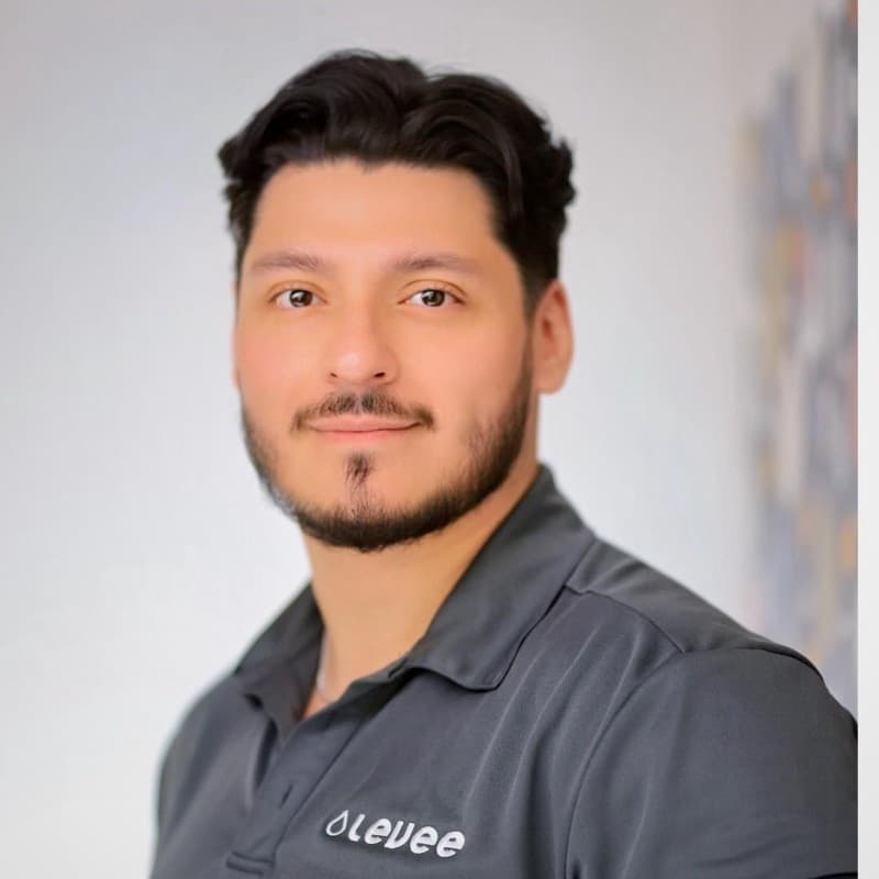 Guillermo (G) Villegas headshot