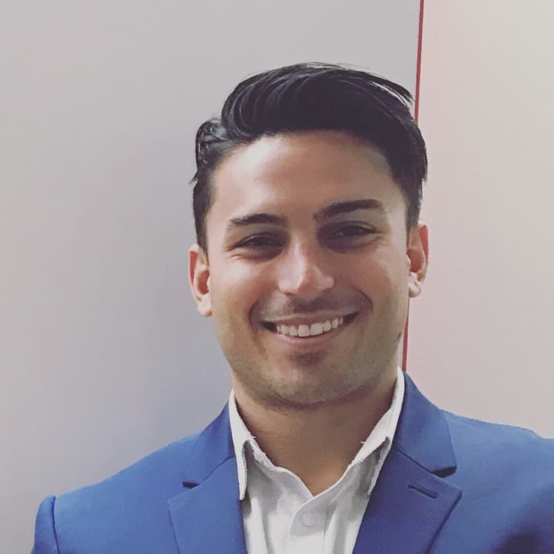 Peter Sarelas headshot